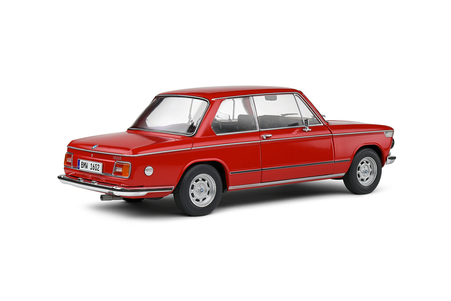 BMW 1602 – 1971 – Verona Red – 1:18 – Solido