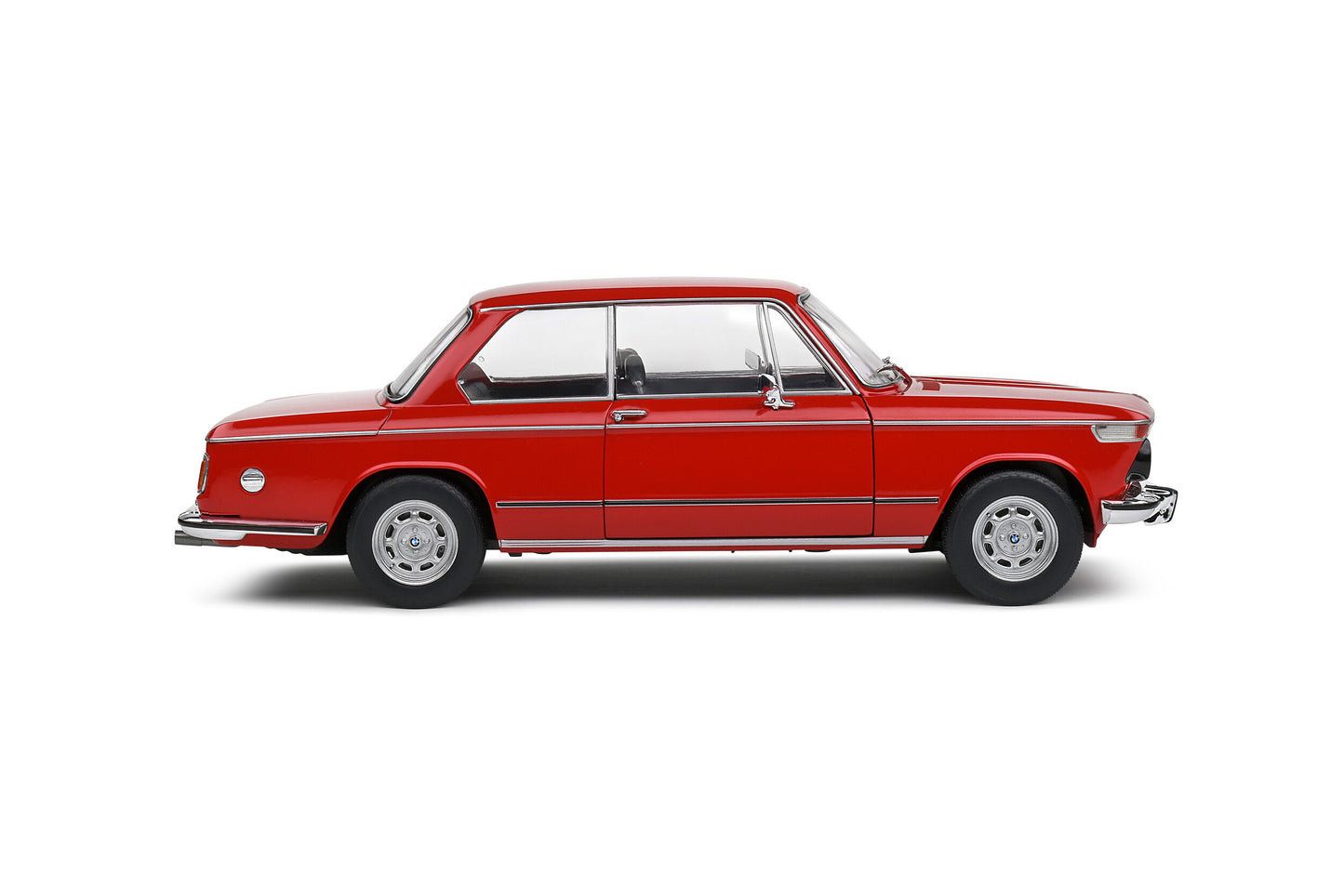 BMW 1602 – 1971 – Verona Red – 1:18 – Solido