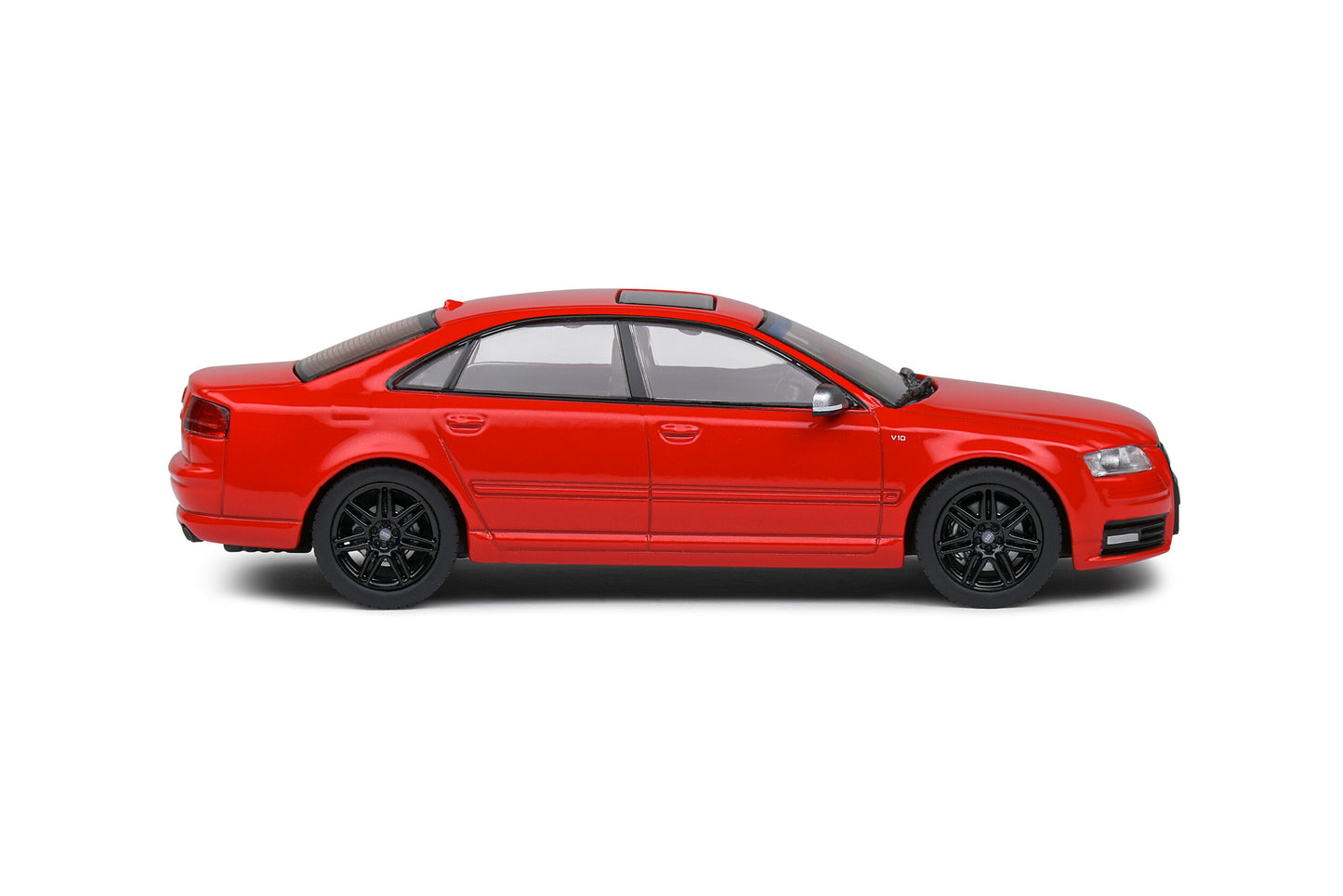 Audi S8 (D3) – 2010 – Crvena sa crnom linijom – 1:43 – Solido