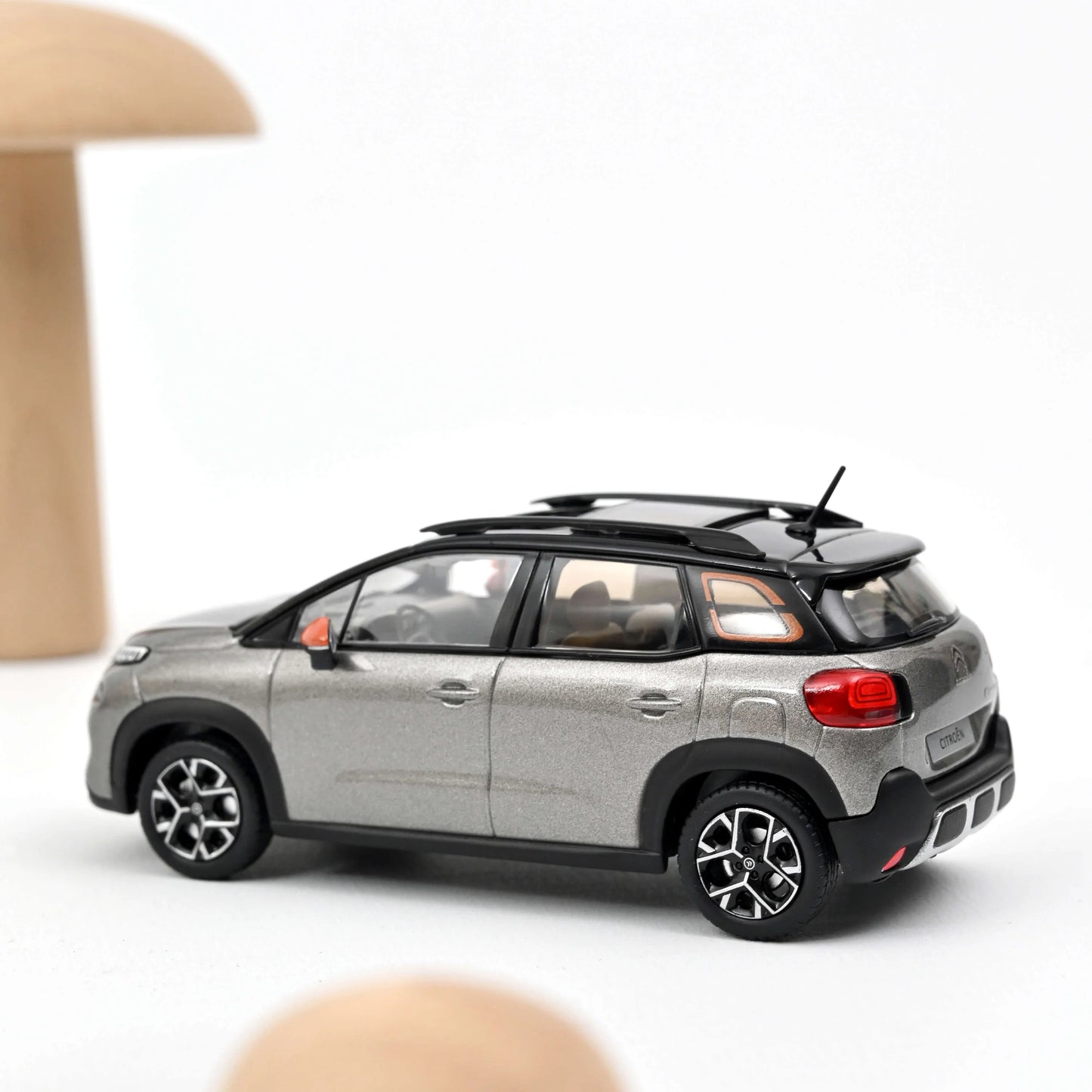 Citroën C3 Aircross 2021 Platinum Grey & Black Roof – 1:43 Die‑Cast Norev