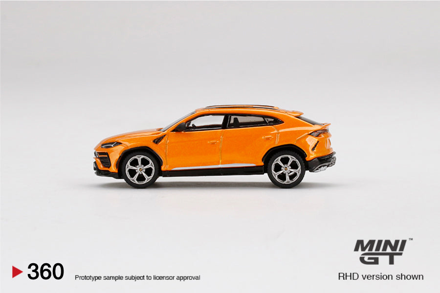 Lamborghini Urus – Arancio Borealis – 1:64 – Mini GT
