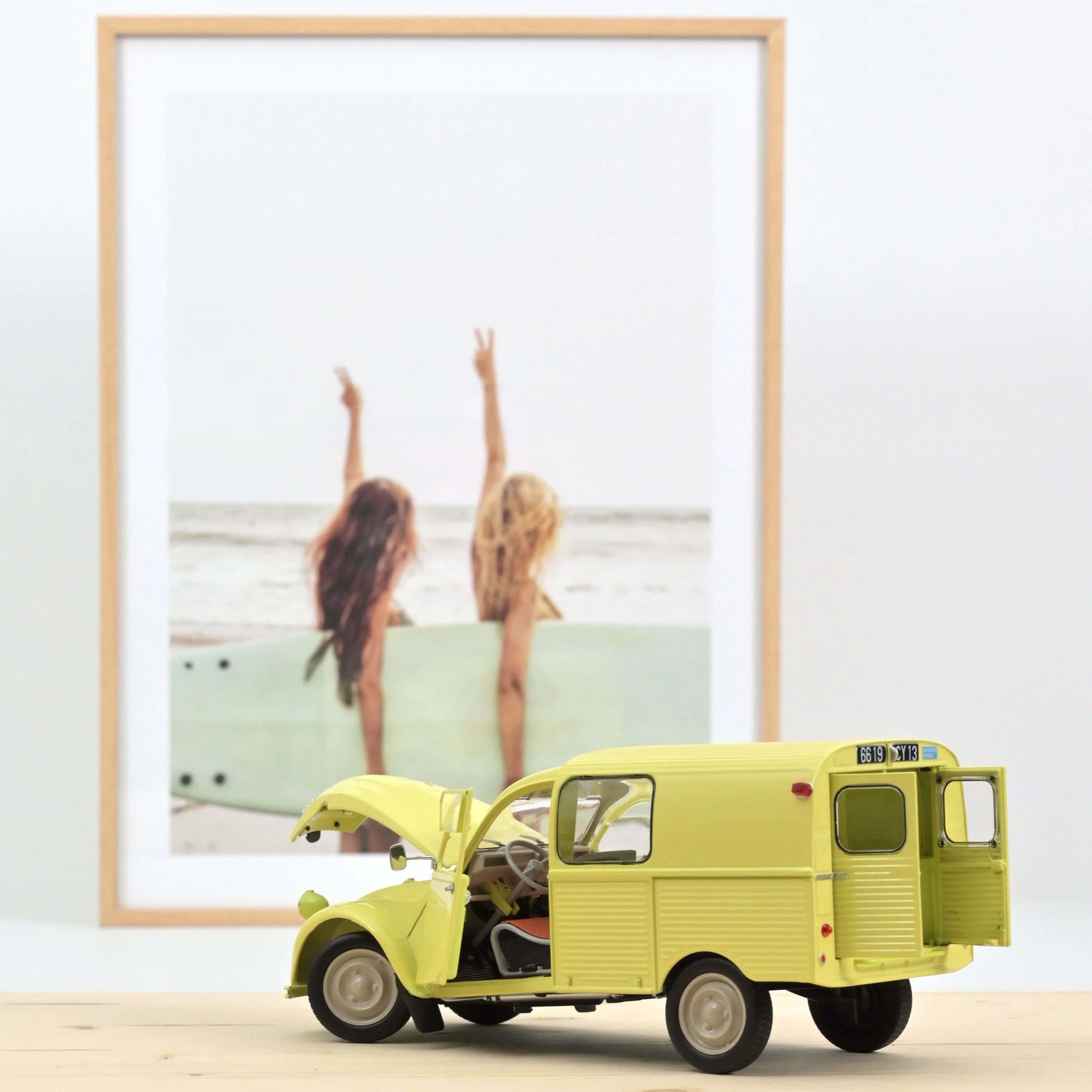 Citroën 2CV Fourgonnette AK350 1966 Pastis Yellow – 1:18 Die‑Cast Norev