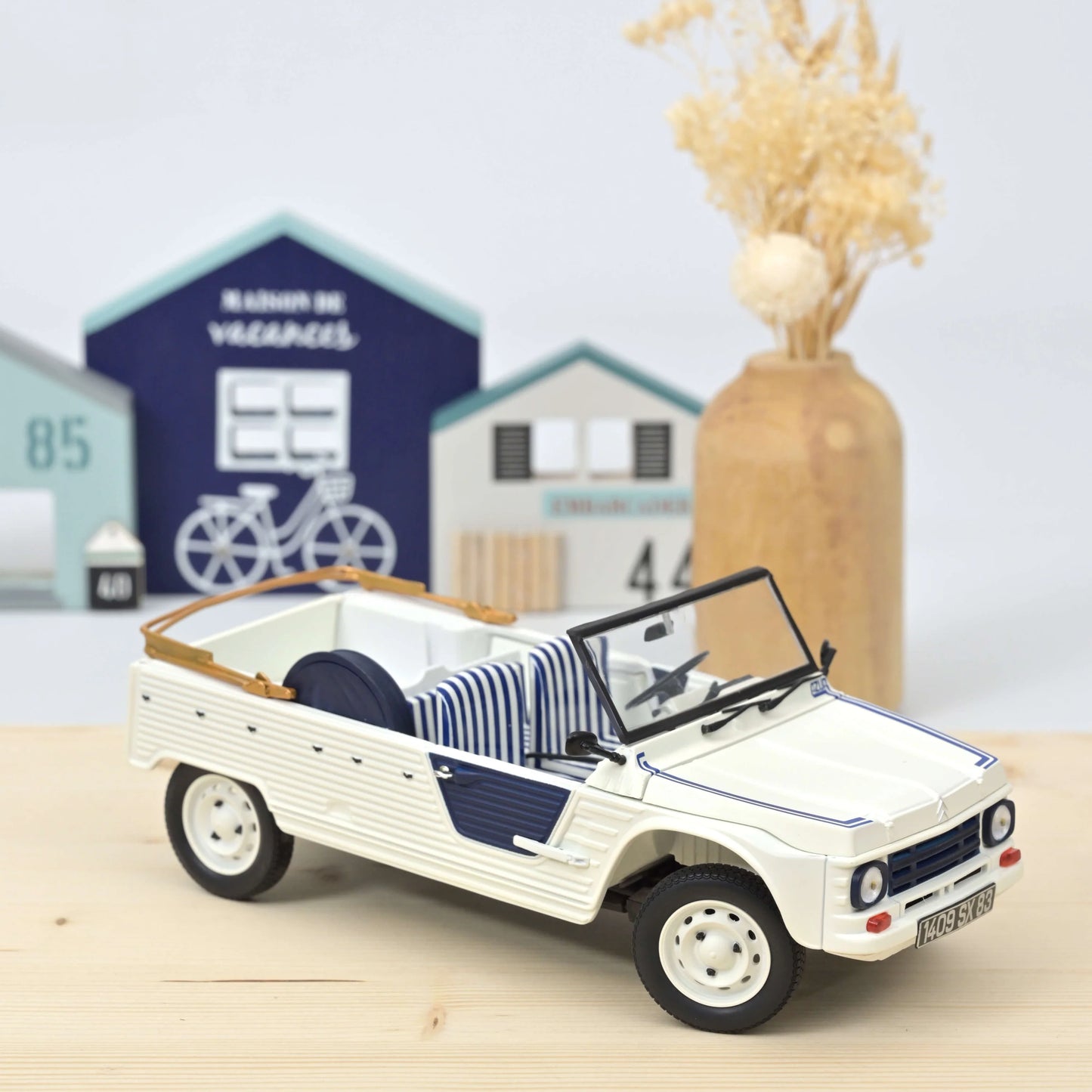 Citroën Méhari 1983 Azur – 1:18 Die‑Cast Norev