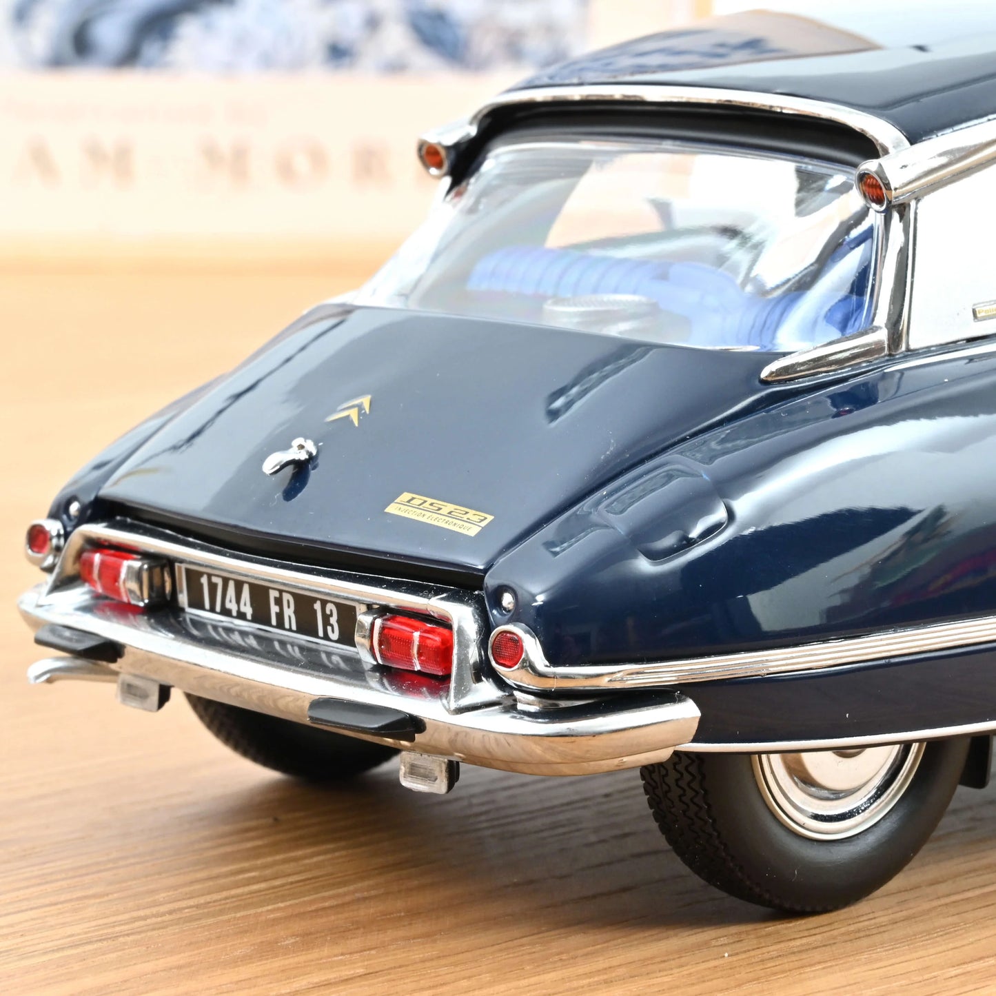 Citroën DS 23 Pallas 1974 “Orient Blue” – Die‑Cast Norev