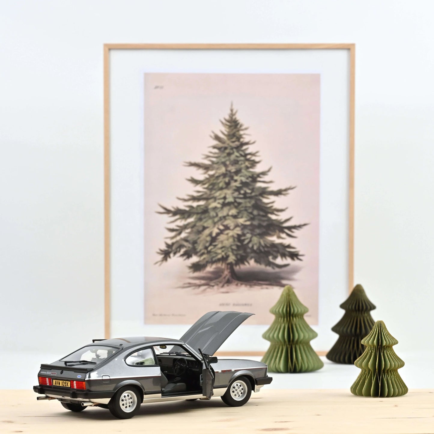 Ford Capri Mk.III 2.8 Injection RHD 1981 Graphite Grey metallic – Norev