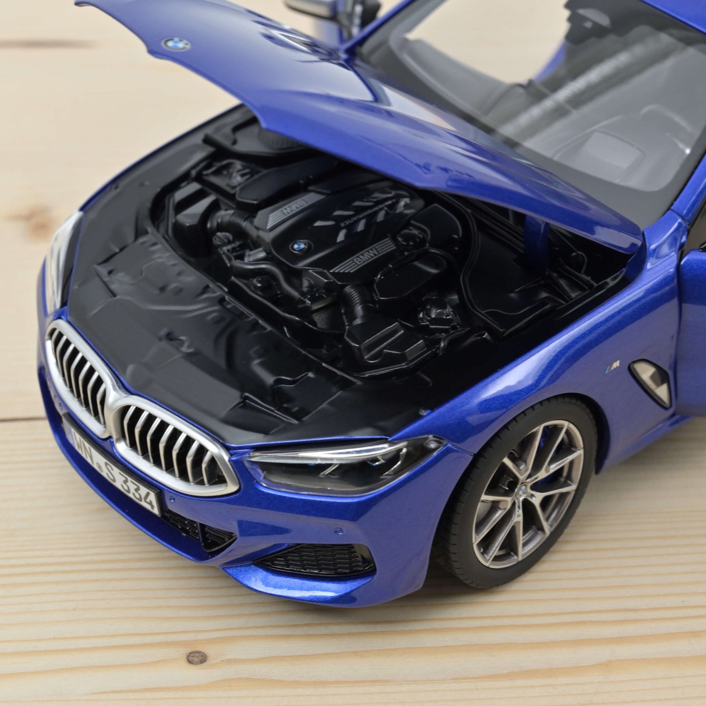 BMW M850i (F92) 2019 – Blue Metallic – Norev