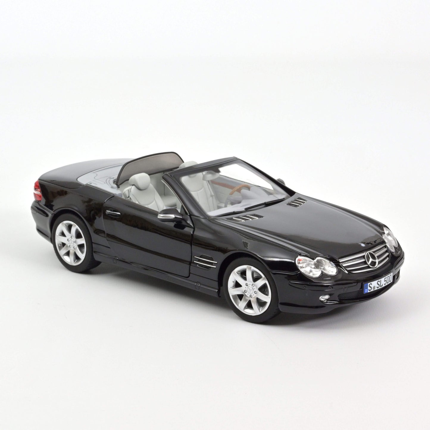 Mercedes‑Benz SL 500 (R230) 2003 – Black – Norev