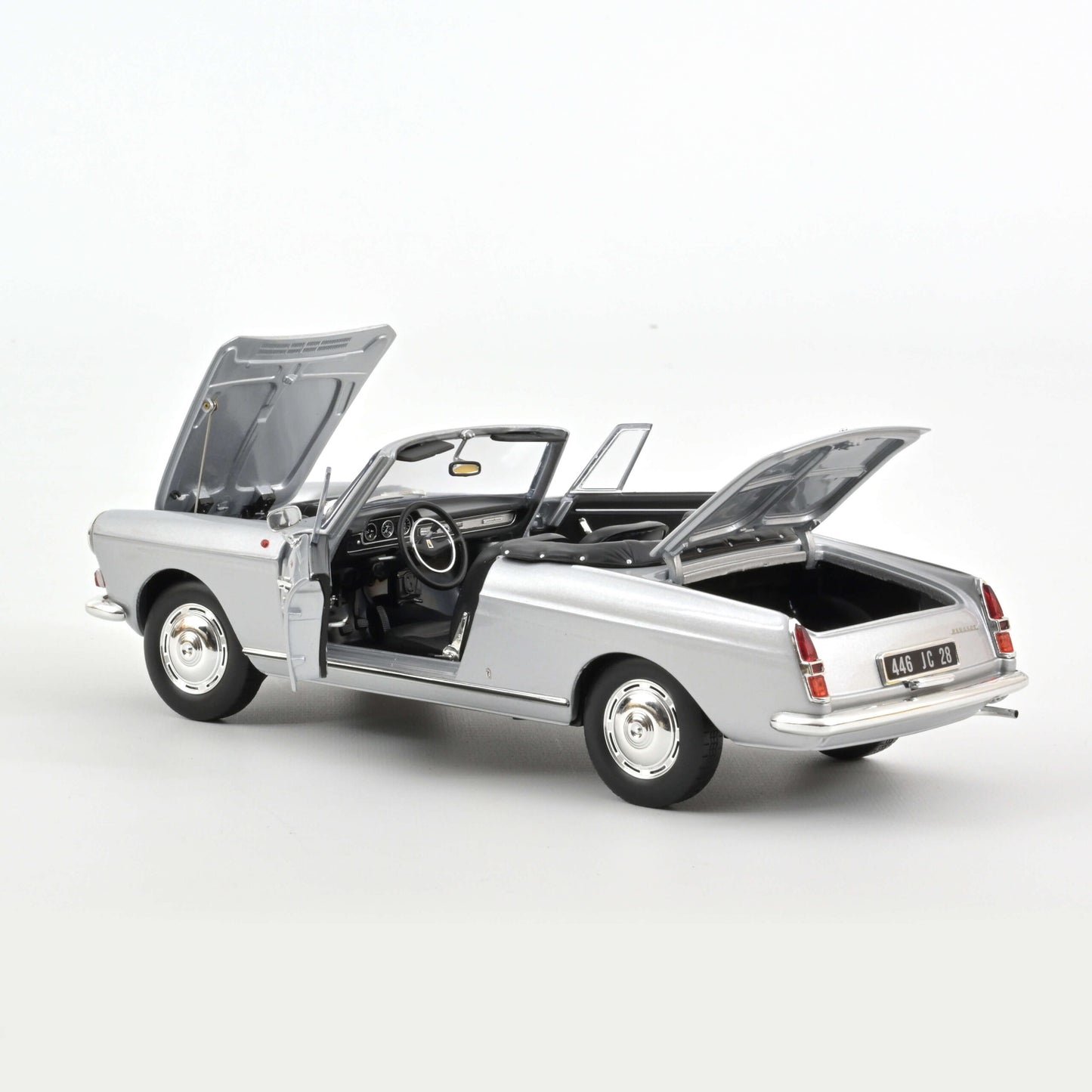 Peugeot 404 Cabriolet 1967 – Silver Metallic – Norev