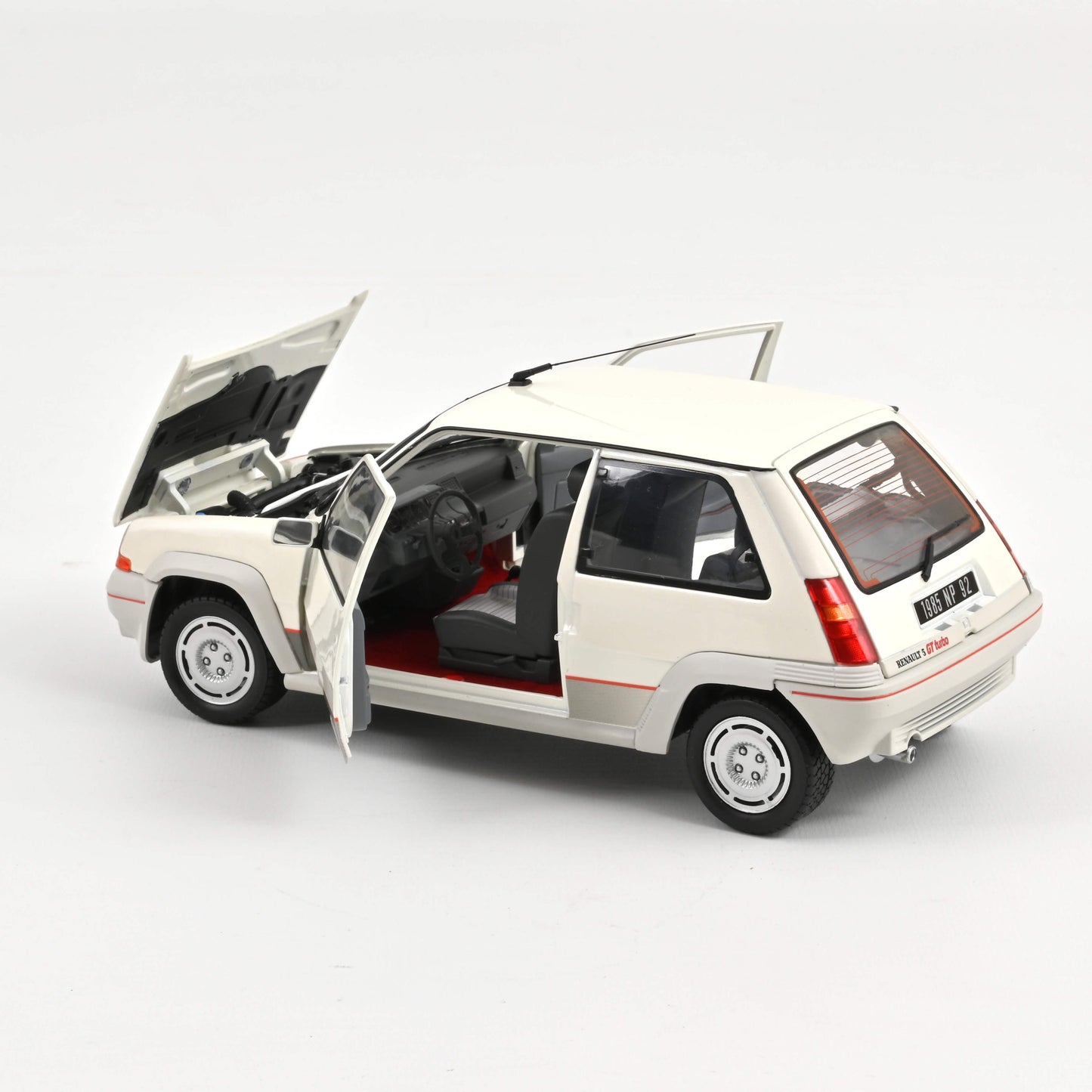 Renault Supercinq GT Turbo Phase I 1985 – Pearl White – Norev