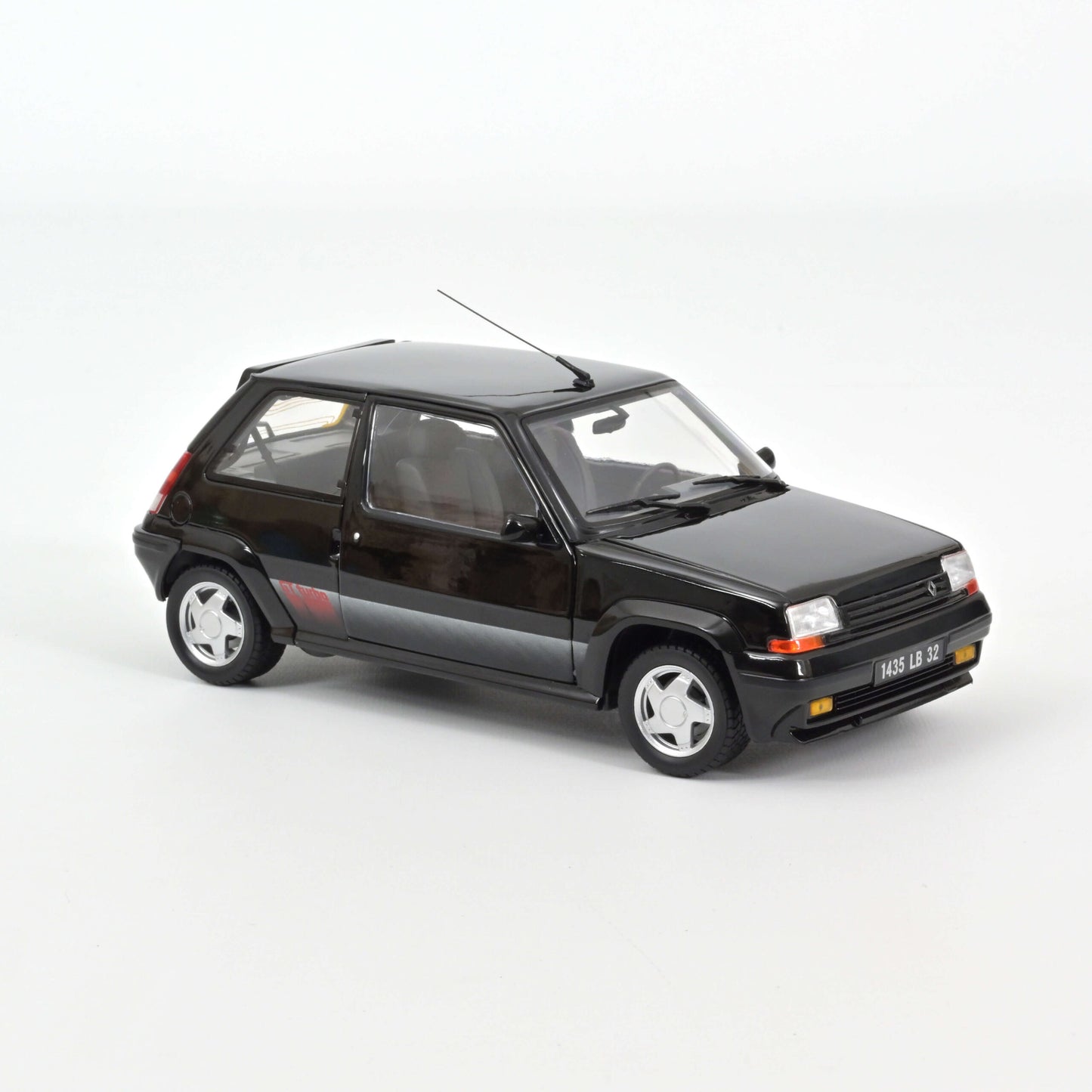 Renault Supercinq GT Turbo 1989 – Black – Norev