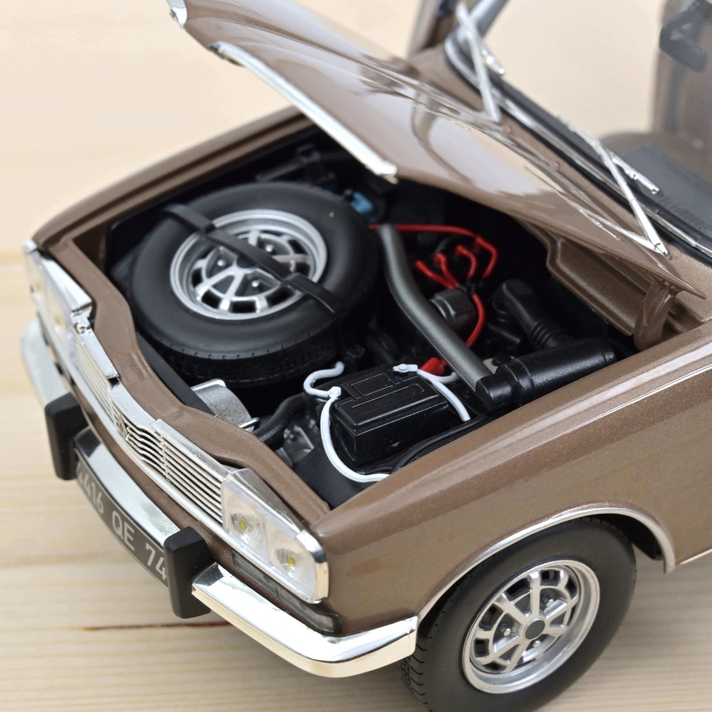 Renault 16 TX 1974 – Metallic Beige – Norev