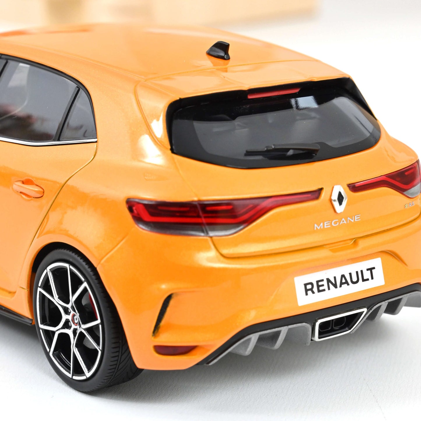 Renault Megane R.S. Trophy 2022 – Tonic Orange – Norev