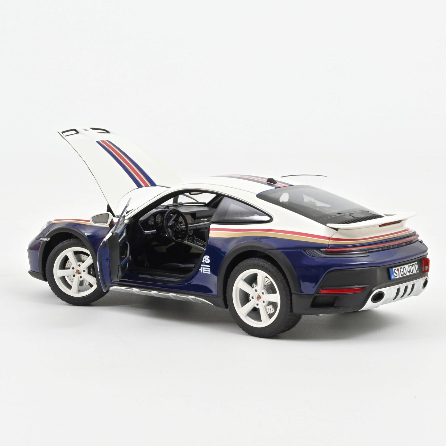 Porsche 911 Dakar 2023 “Roughroads” – #953 – Norev