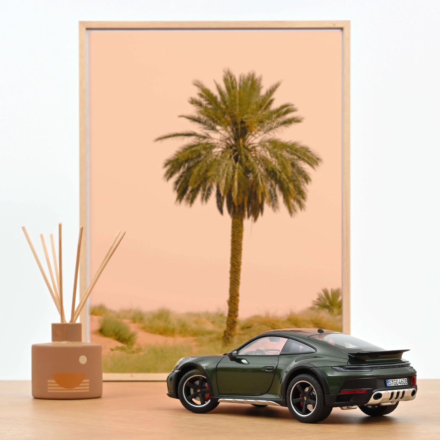Porsche 911 Dakar – 2023 – Oak Green Metallic – 1:18 – Norev