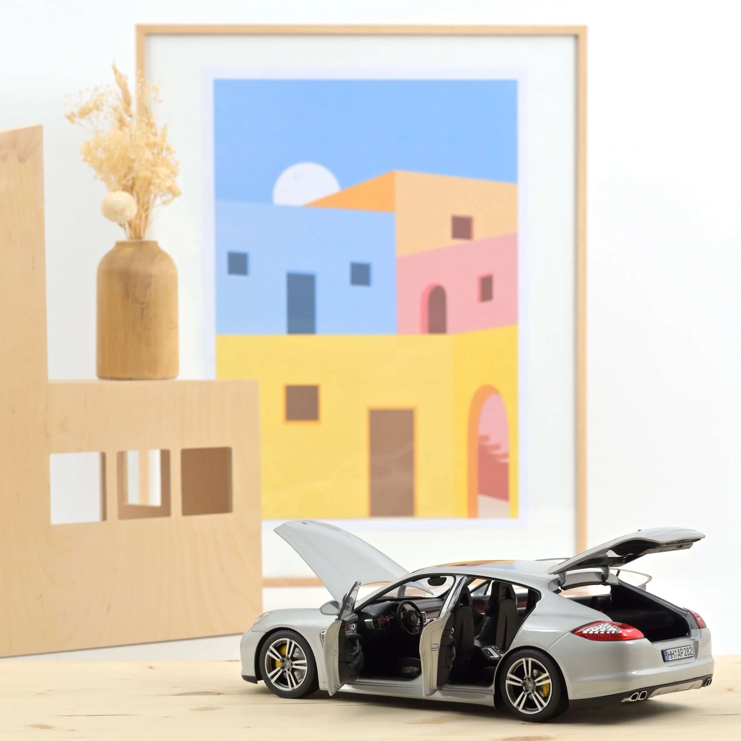 Porsche Panamera Turbo – 2009 – Silver – 1:18 – Norev