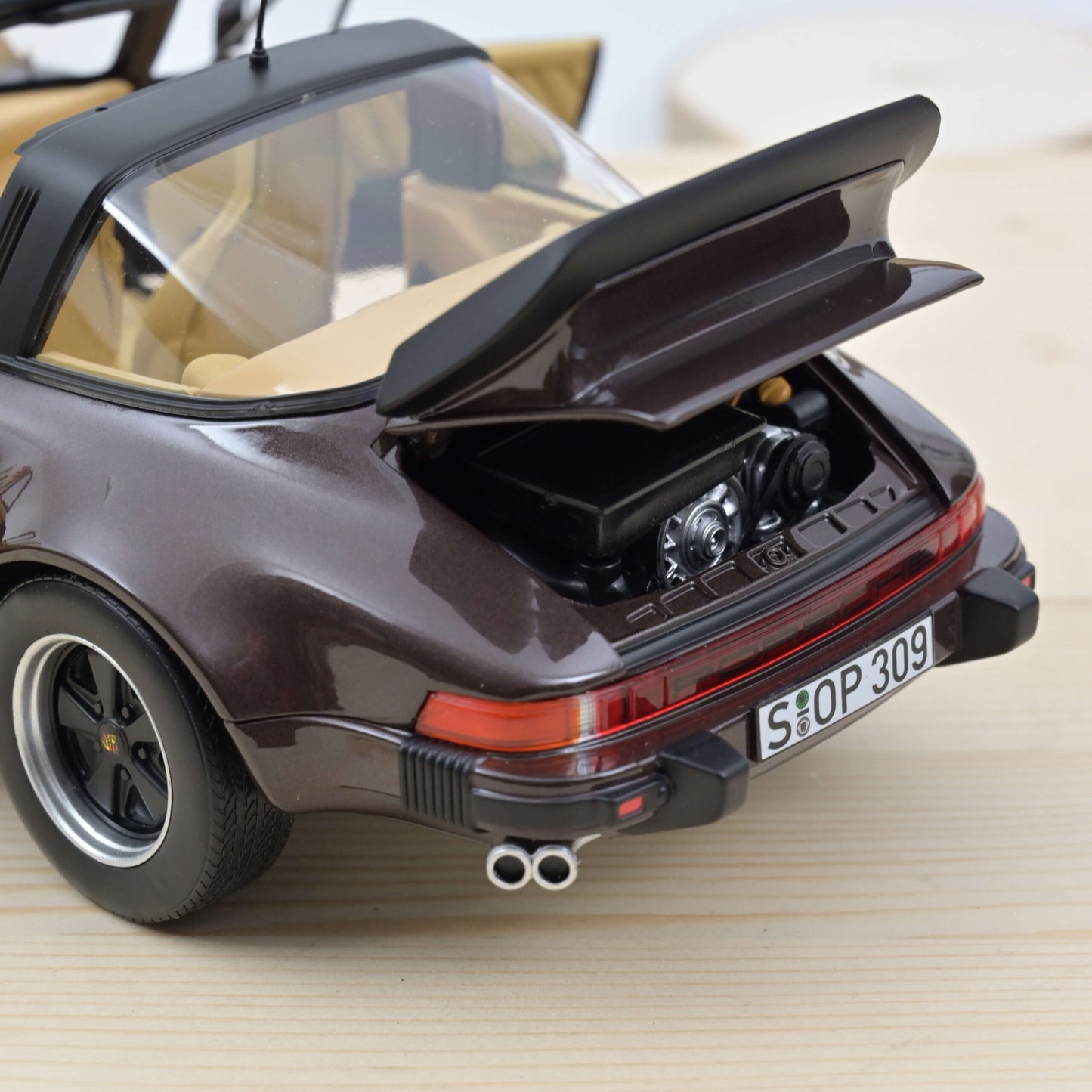Porsche 911 Turbo Targa (930) 1987 – Brown Metallic – Norev