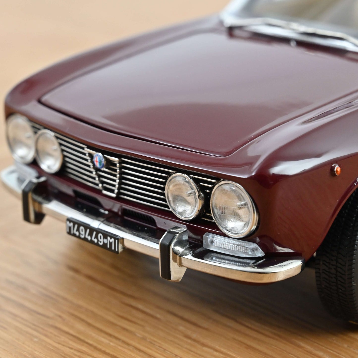Alfa Romeo 2000 GTV 1973 Maroon / Norev