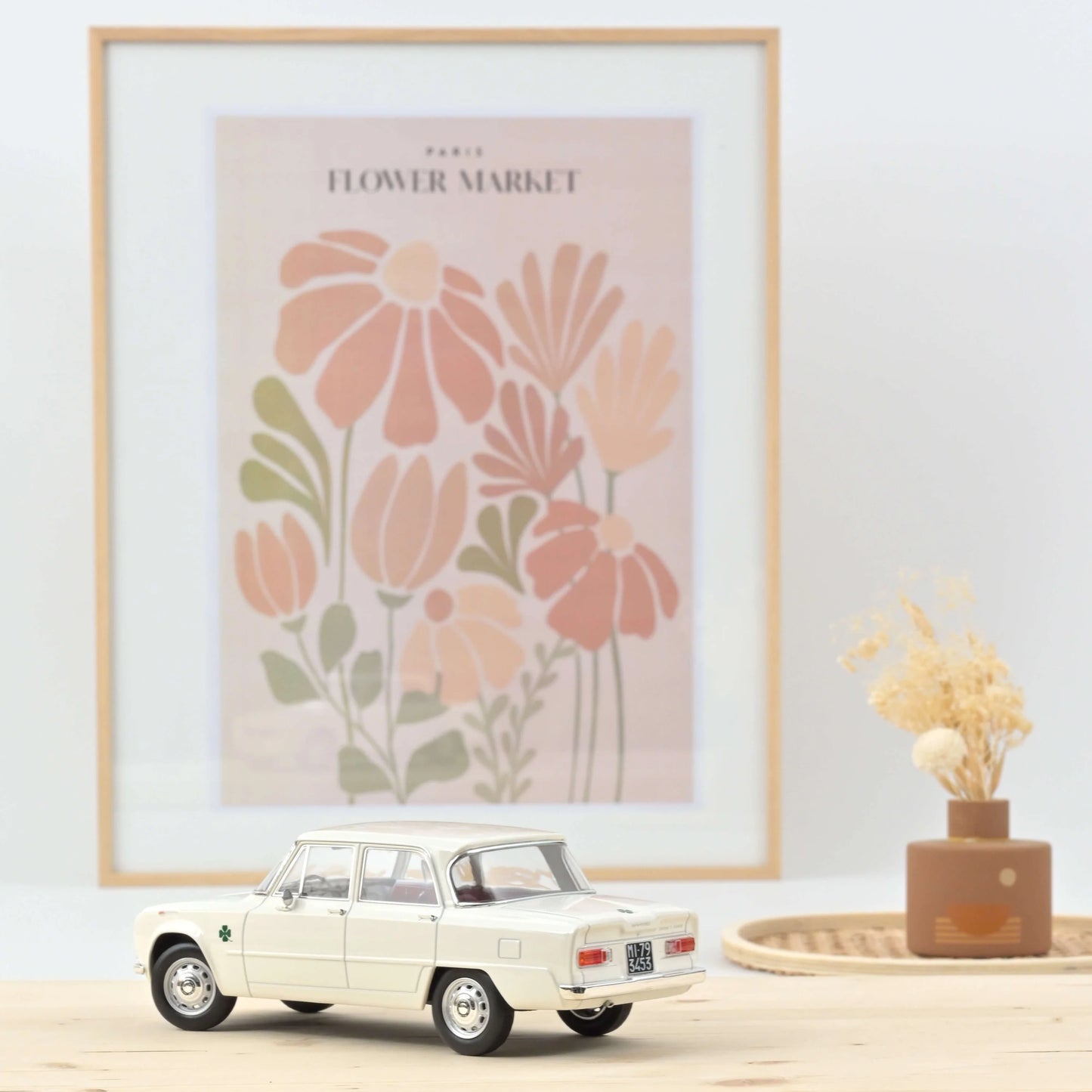 Alfa Romeo Giulia TI Super 1963 White – Norev