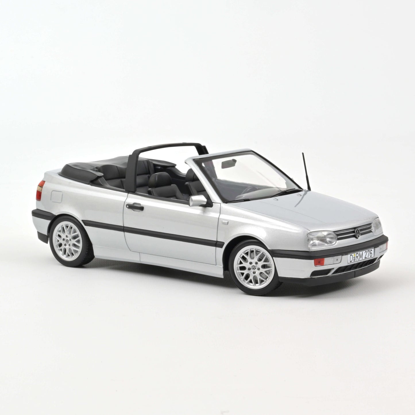 Volkswagen Golf Cabriolet 1995 Silver – Norev