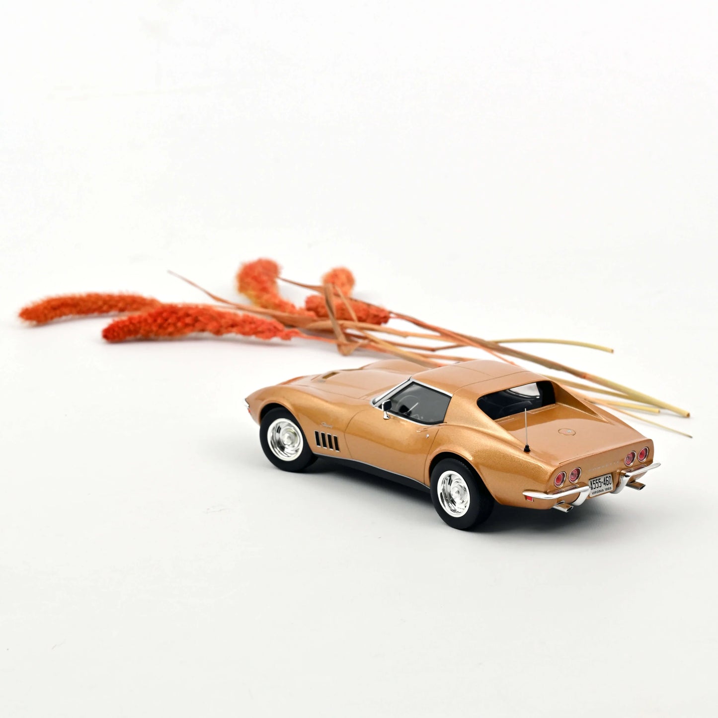 Chevrolet Corvette Coupe 1969 Metallic Gold – Norev