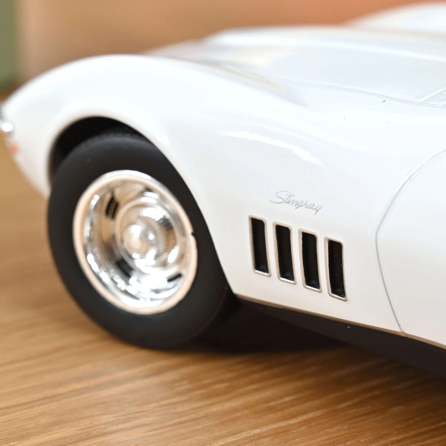 Chevrolet Corvette Convertible 1969 Can Am White – Norev