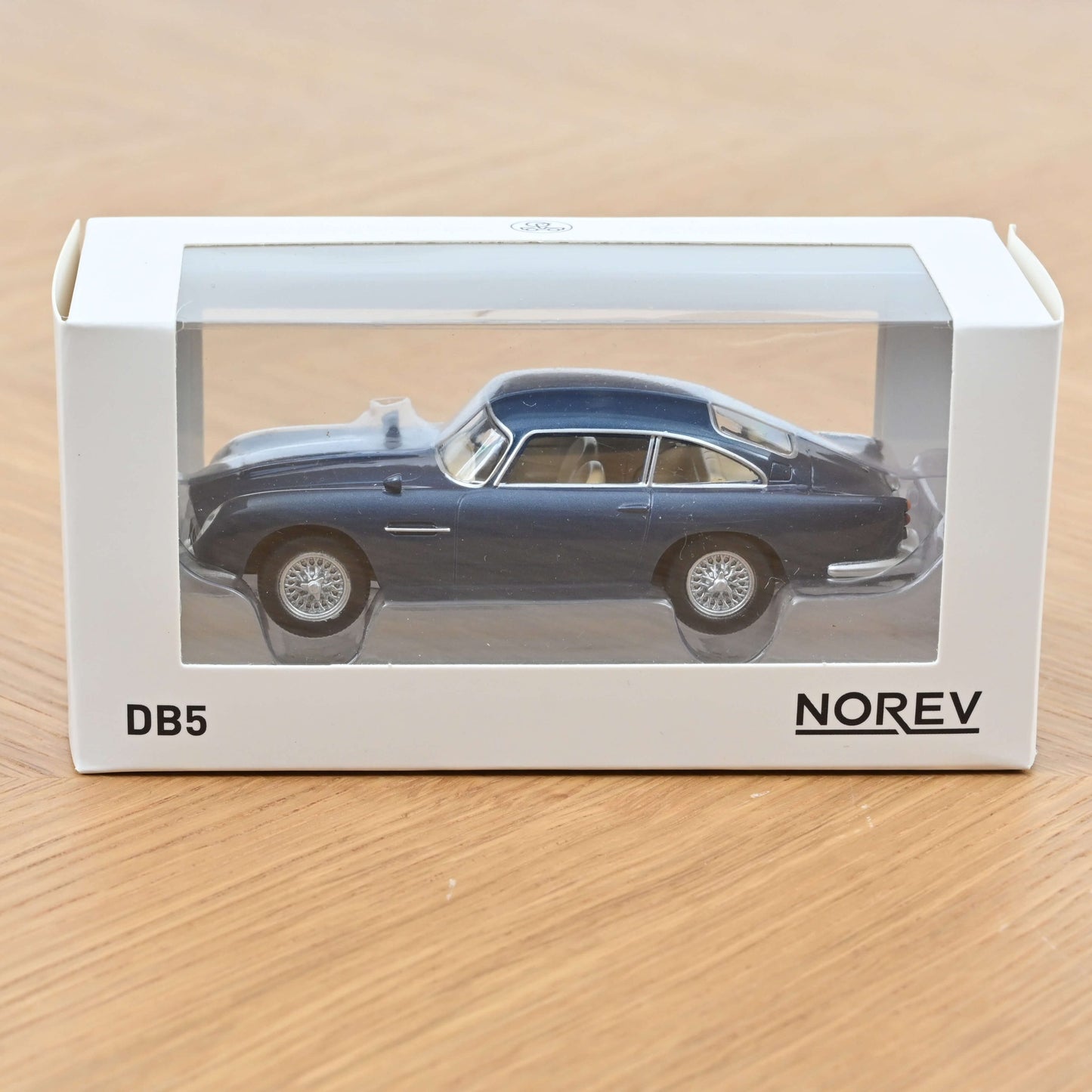Aston Martin DB5 – 1963 – Sierra Blue – 1:43 – Norev Jet-Car