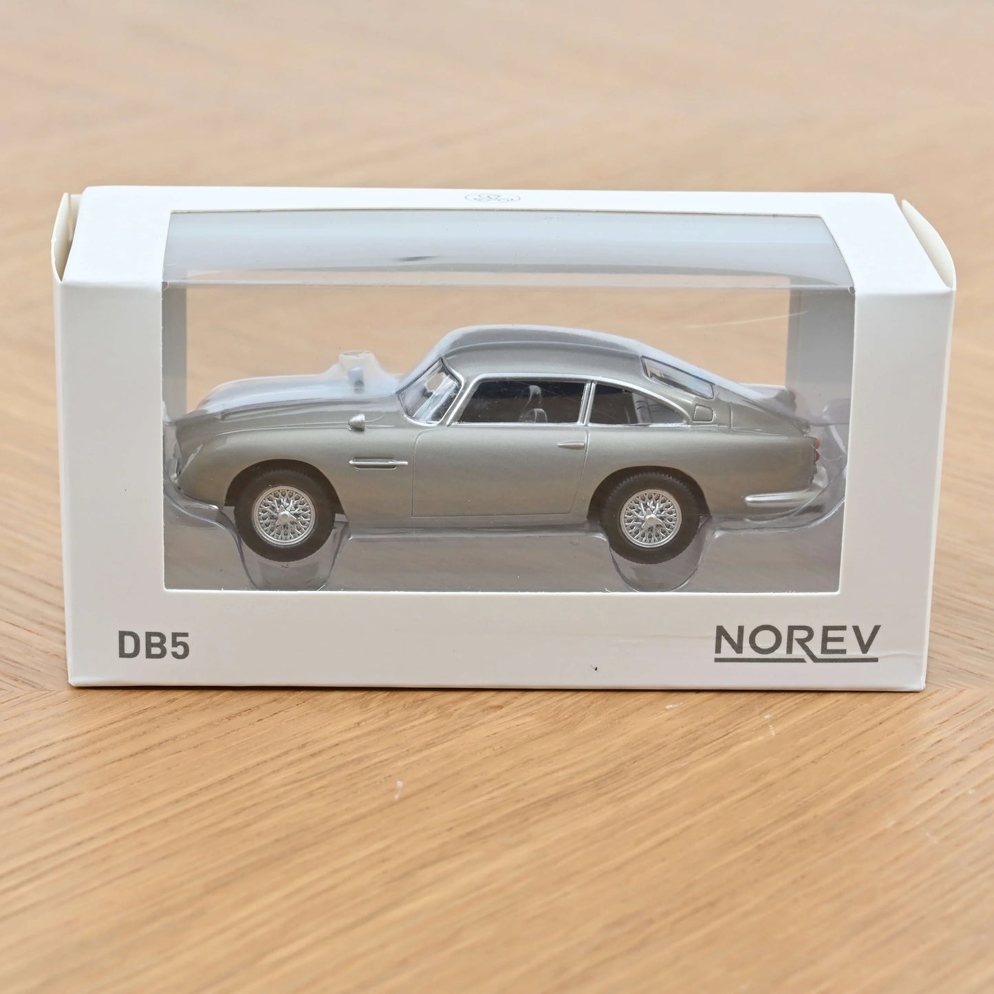 Aston Martin DB5 1963 Silver Birch Jet‑Car 1:43 – Norev