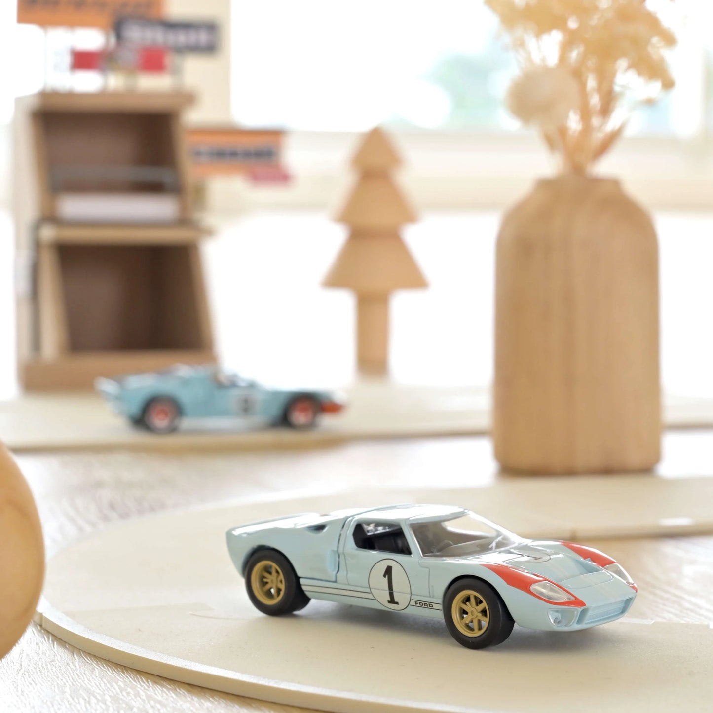 Ford GT40 1966 n°1 Jet‑Car 1:43 – Norev