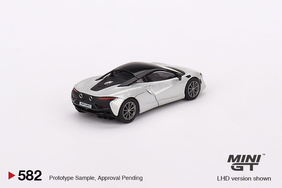 McLaren Artura Ice Silver – MiniGT