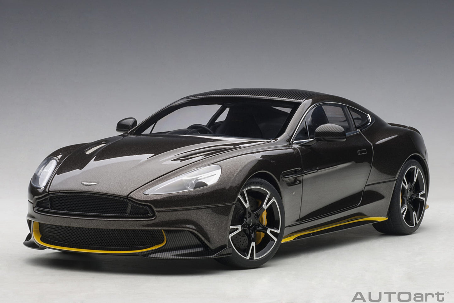 Aston Martin Vanquish S – 2017 – Kopi Bronze – Autoart