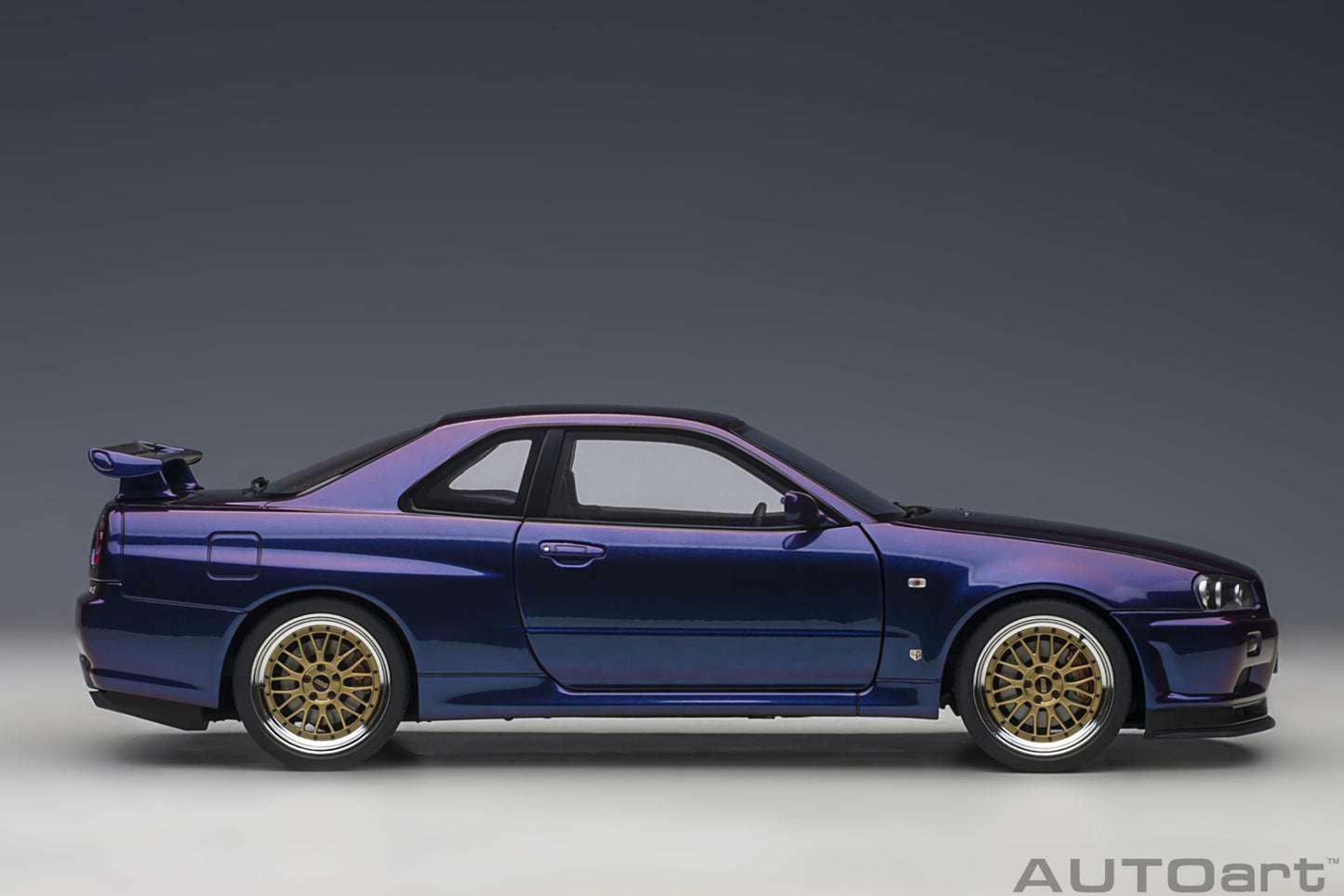 Nissan Skyline GT‑R (R34) V‑Spec II – Midnight Purple III – Autoart