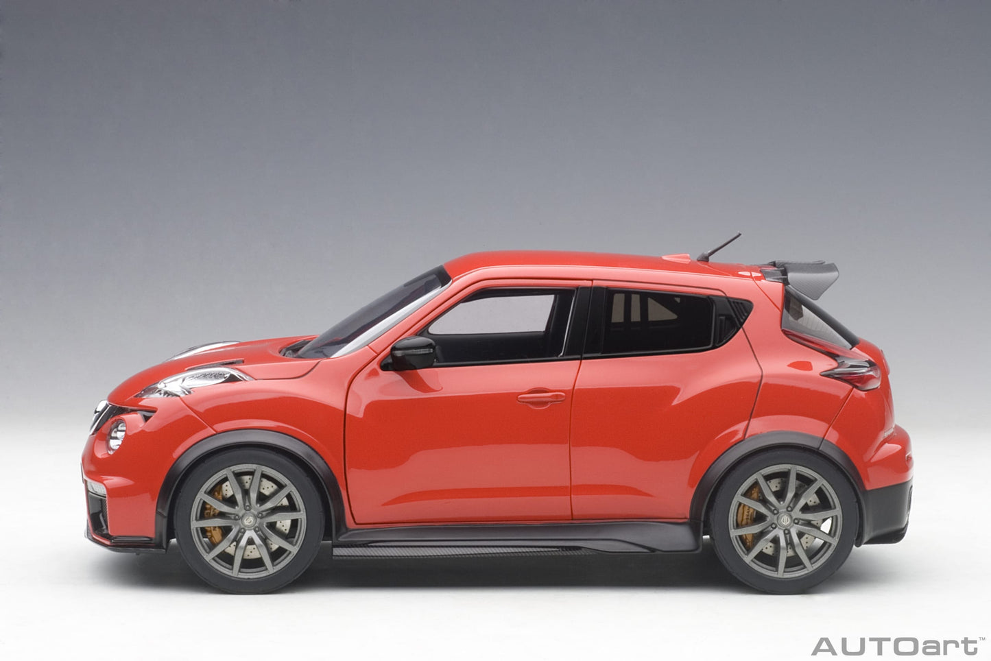 Nissan Juke‑R 2.0 – 2016 – Red – AUTOart
