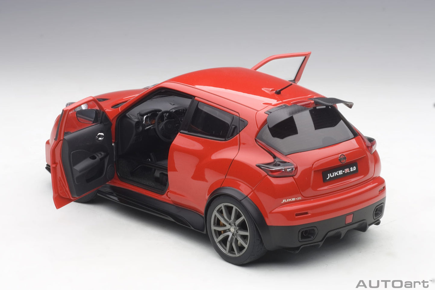 Nissan Juke‑R 2.0 – 2016 – Red – AUTOart