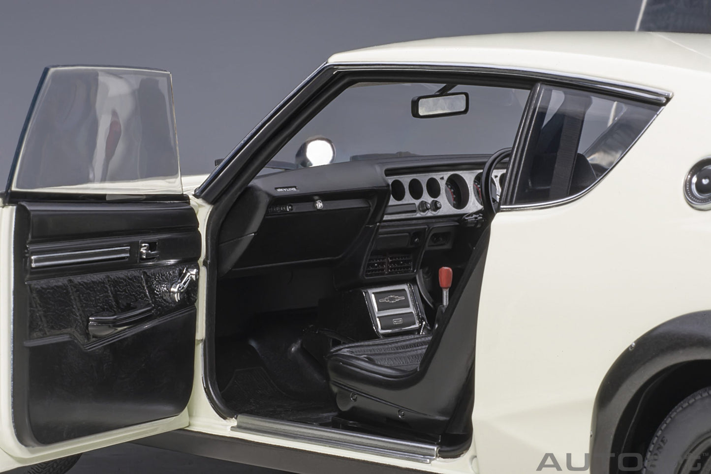 Nissan Skyline 2000 GT‑R (KPGC110) – 1973 – White – Autoart