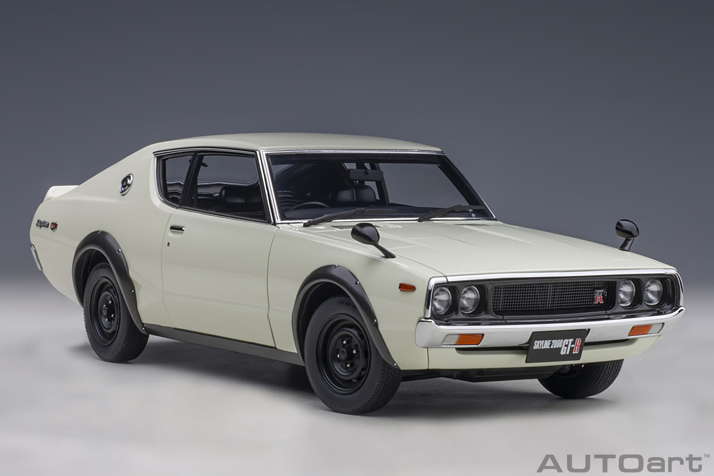 Nissan Skyline 2000 GT‑R (KPGC110) – 1973 – White – Autoart