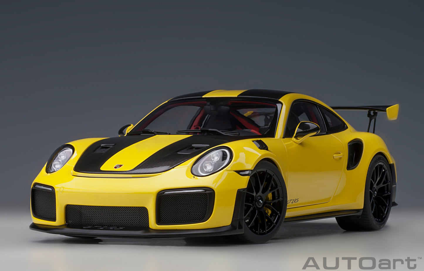 Porsche 911 (991.2) GT2 RS Weissach Package – 2017 – Racing Yellow – 1:18 – AUTOart