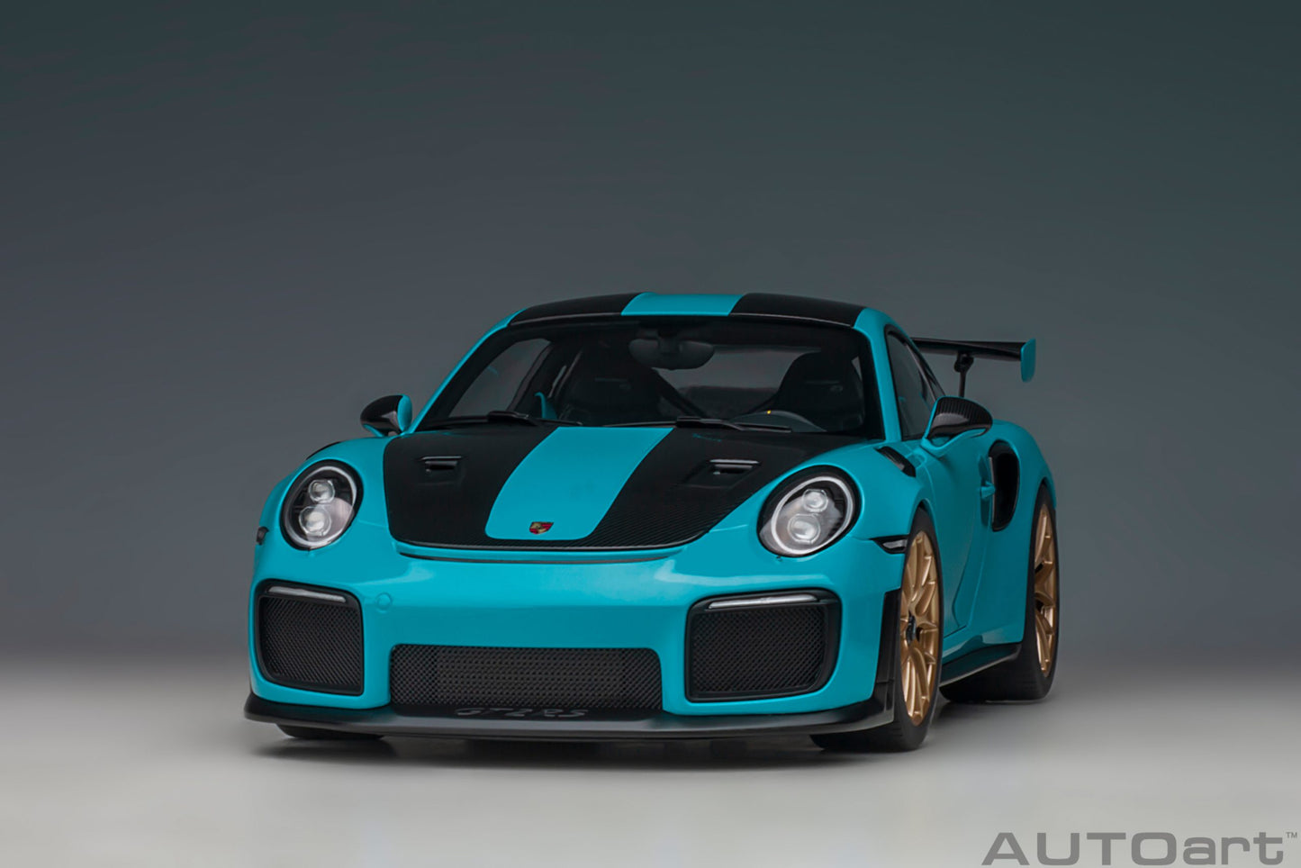 Porsche 911 (991.2) GT2 RS Weissach Package – 2017 – Miami Blue – AUTOart