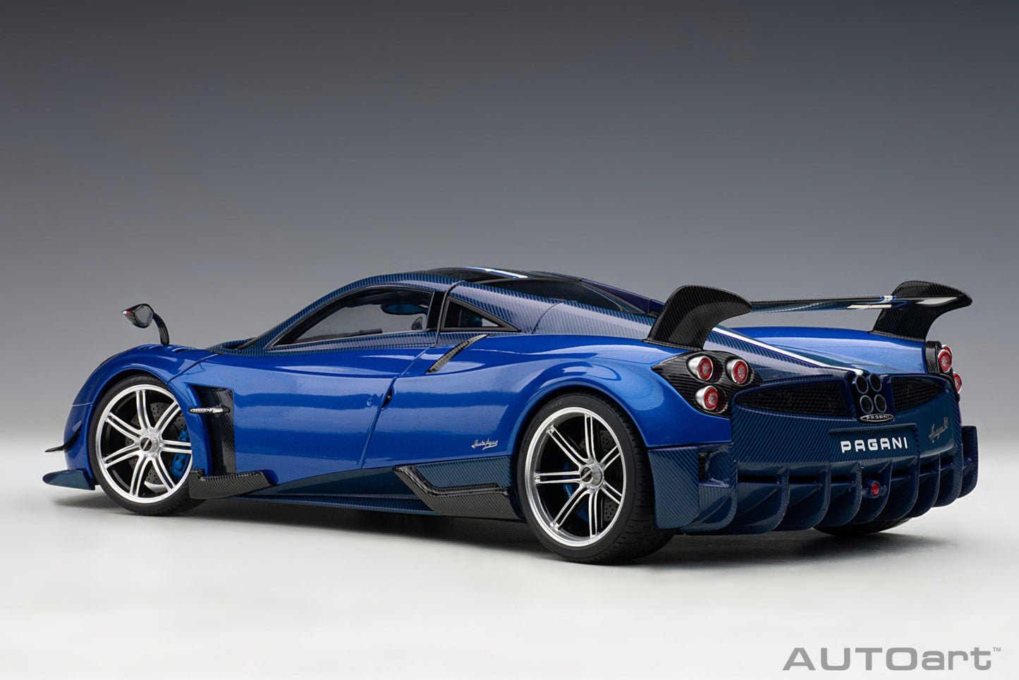 Pagani Huayra BC – 2017 – Blu Francia/Carbon – AUTOart