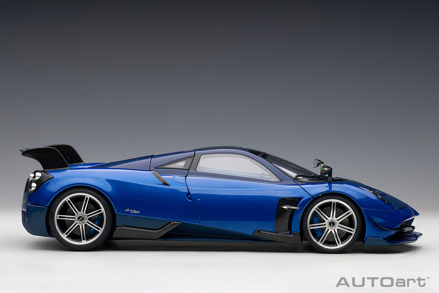 Pagani Huayra BC – 2017 – Blu Francia/Carbon – AUTOart