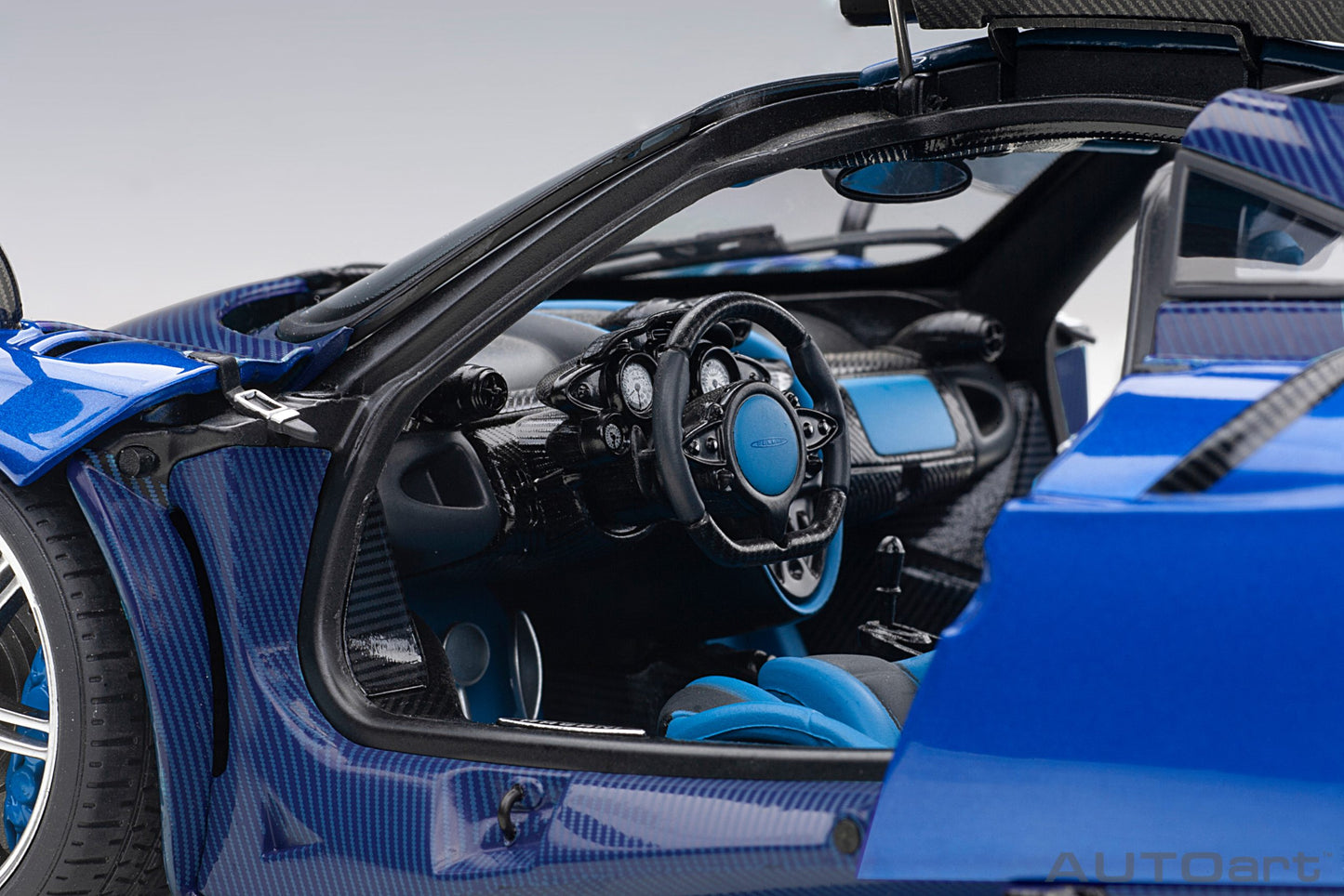 Pagani Huayra BC – 2017 – Blu Francia/Carbon – AUTOart