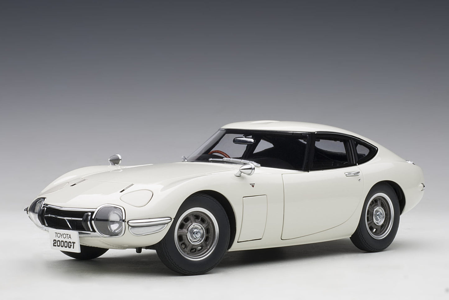 Toyota 2000GT – 1967 – White – AUTOart