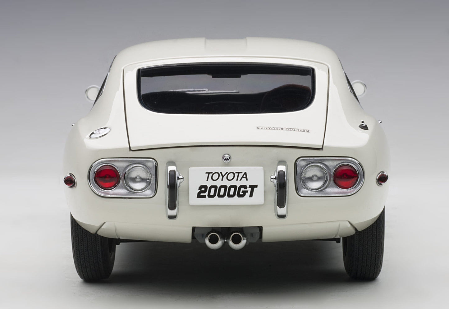 Toyota 2000GT – 1967 – White – AUTOart