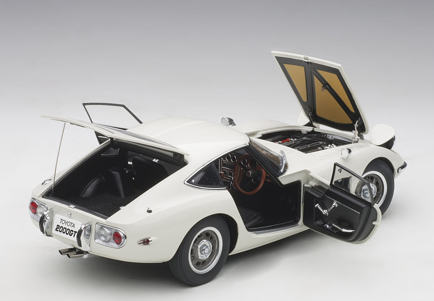 Toyota 2000GT – 1967 – White – AUTOart