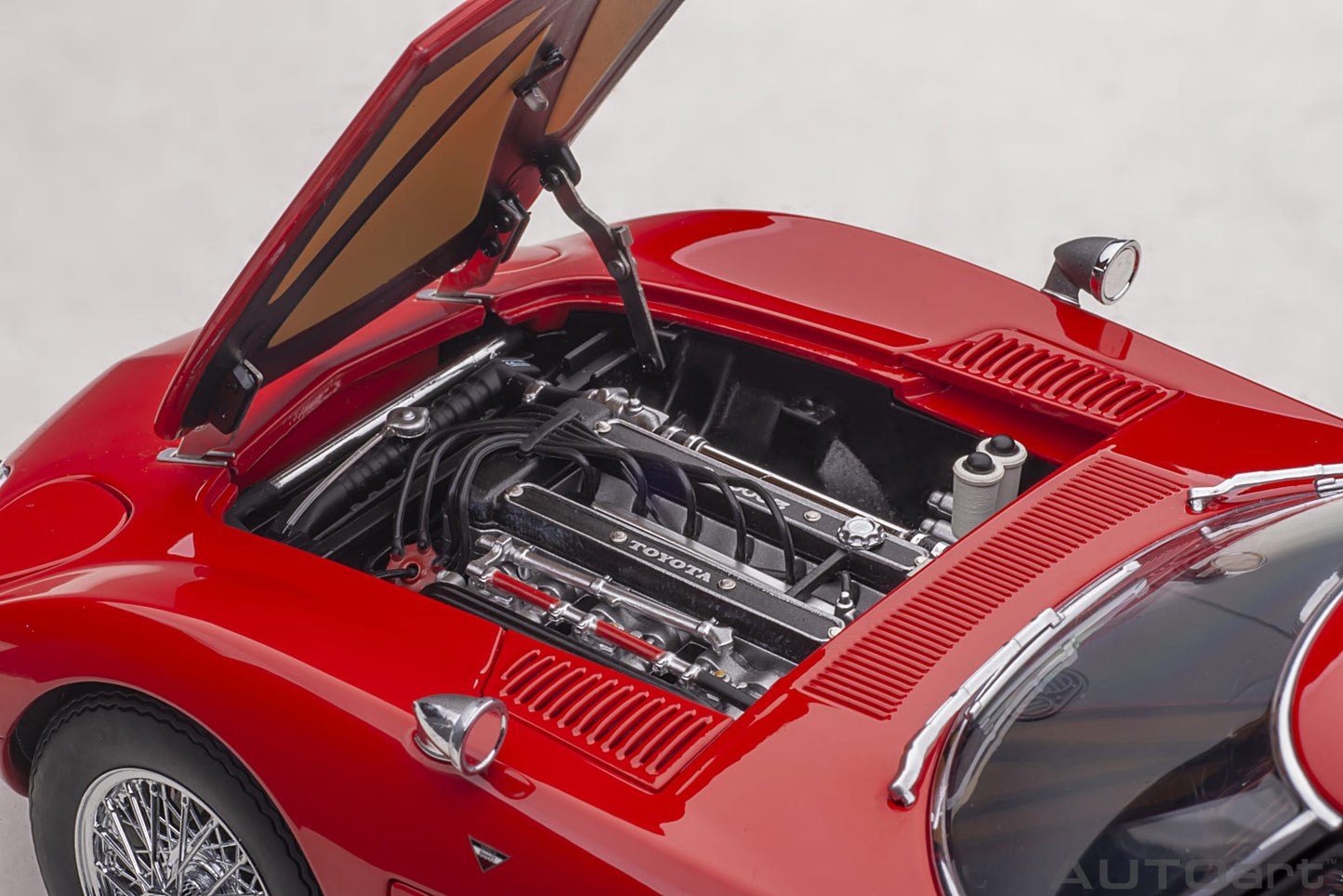 Toyota 2000GT – 1967 – Red with Wire‑Spoke Wheels – AUTOart