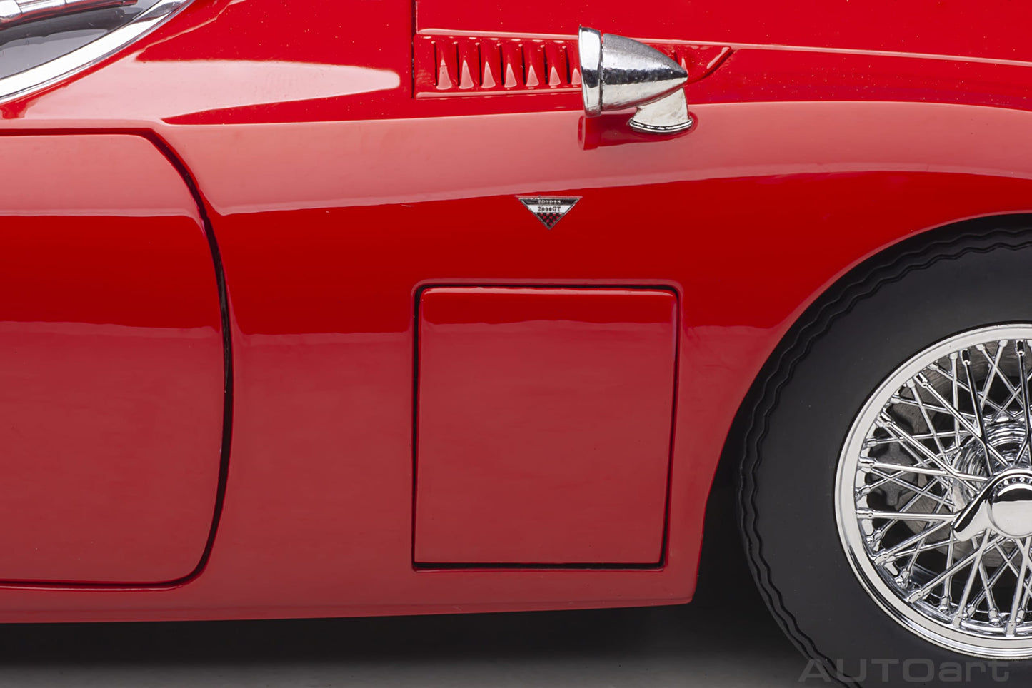Toyota 2000GT – 1967 – Red with Wire‑Spoke Wheels – AUTOart