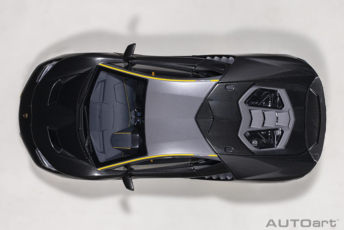 Lamborghini Centenario – 2017 – Carbon (Clear Carbon with Yellow Accents) – 1:18 – AUTOart