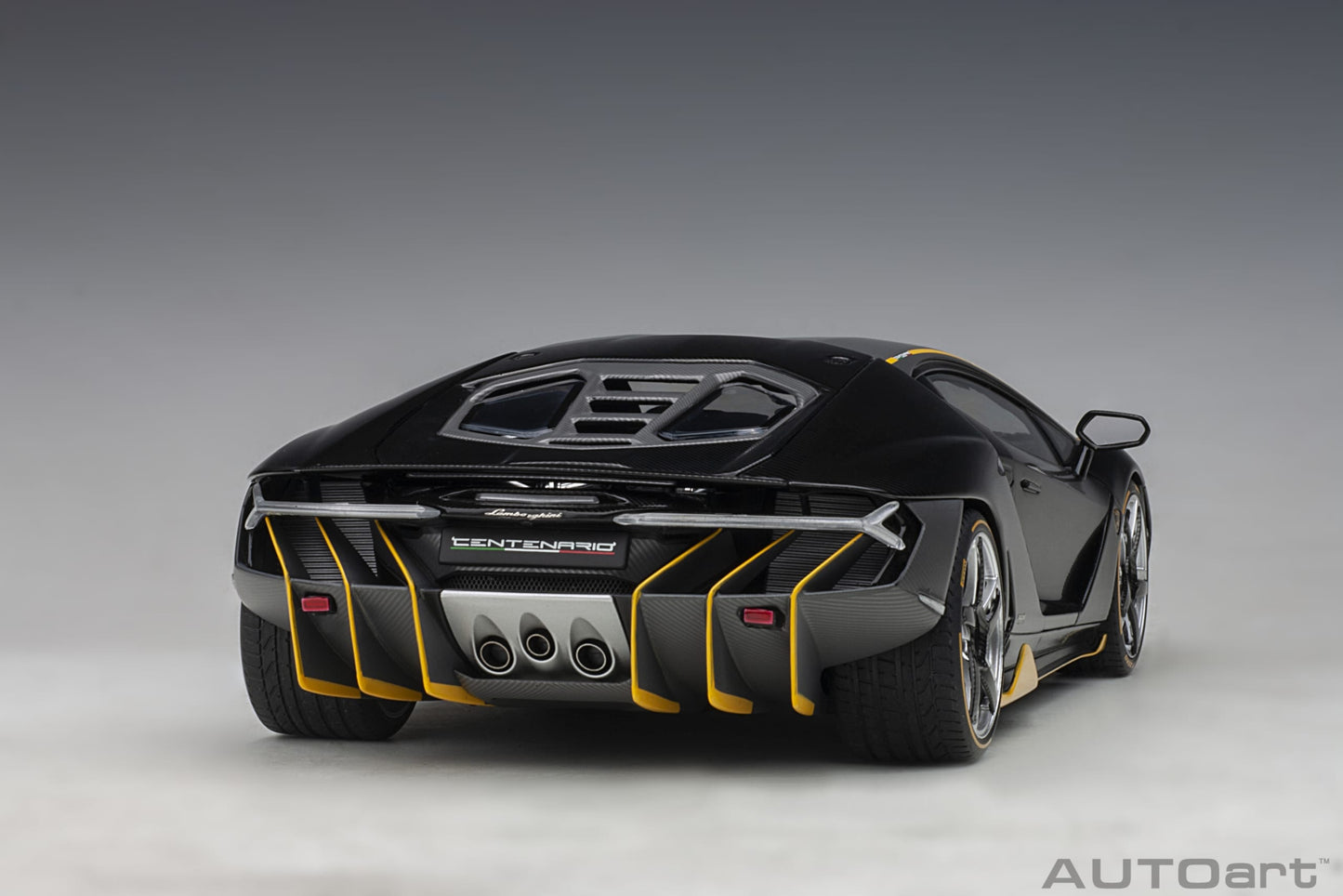 Lamborghini Centenario – 2017 – Carbon (Clear Carbon with Yellow Accents) – 1:18 – AUTOart