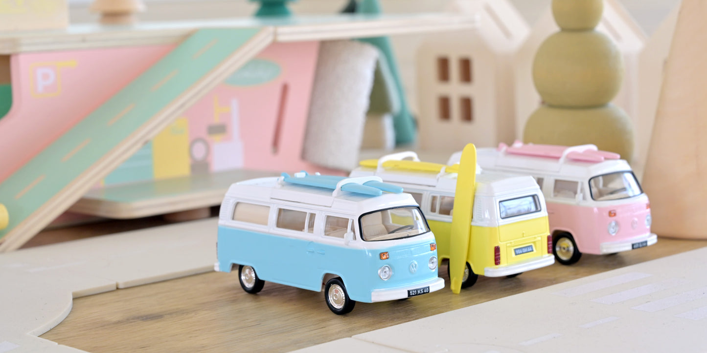 VW T2b Camper Van 1973 – Light Blue – Norev Jet‑Car