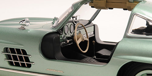 Mercedes-Benz 300 SL (W198) – 1955 – detalji unutrašnjosti, luksuzan enterijer