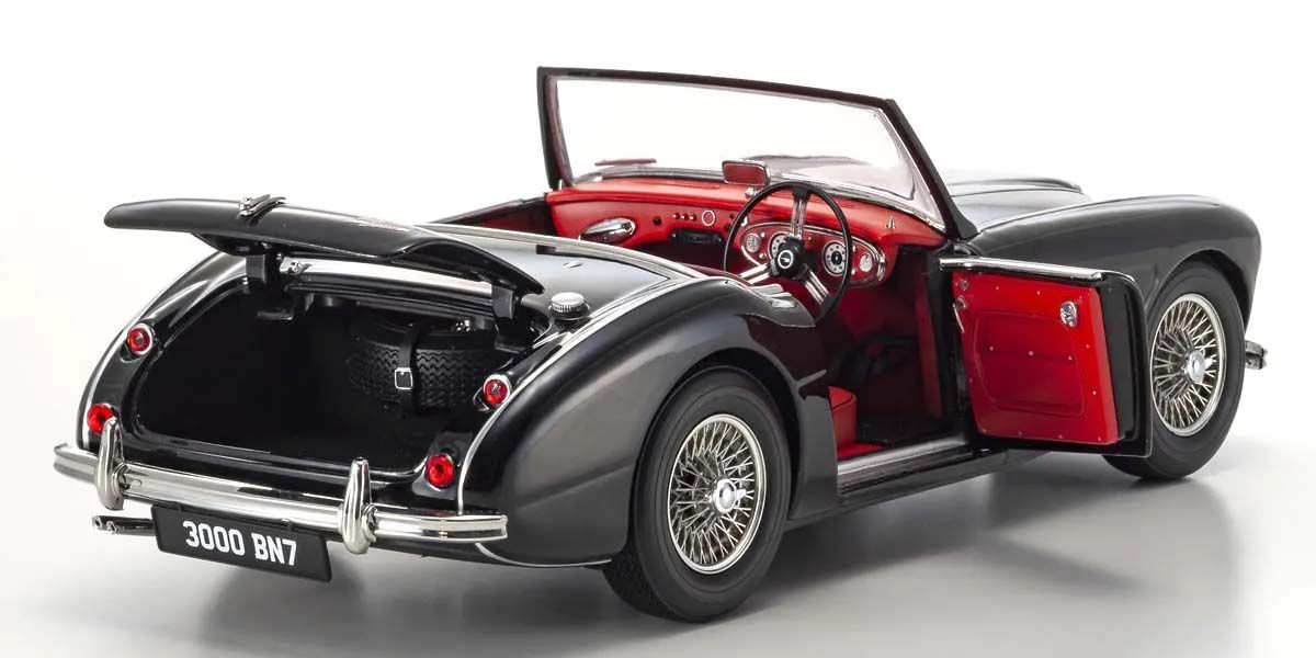 Bočni profil s otvorenim vratima - Austin Healey 3000 BN7 Black